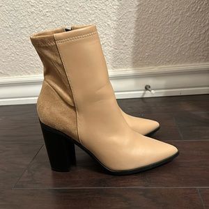 Miss lola womens heeled bootie size 10